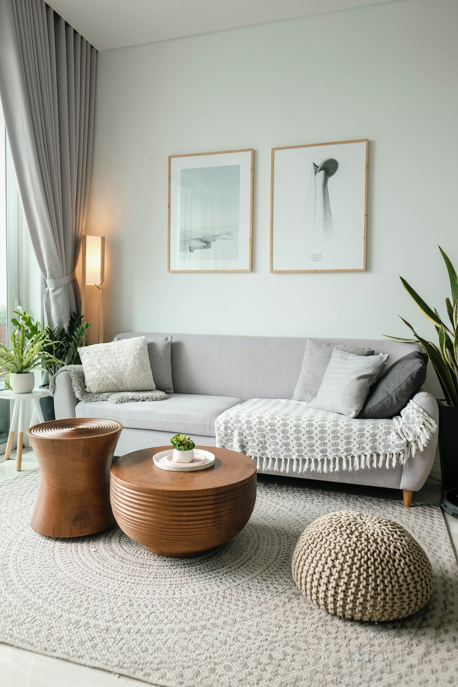 Oak coffee tables for small living rooms material and scale detail